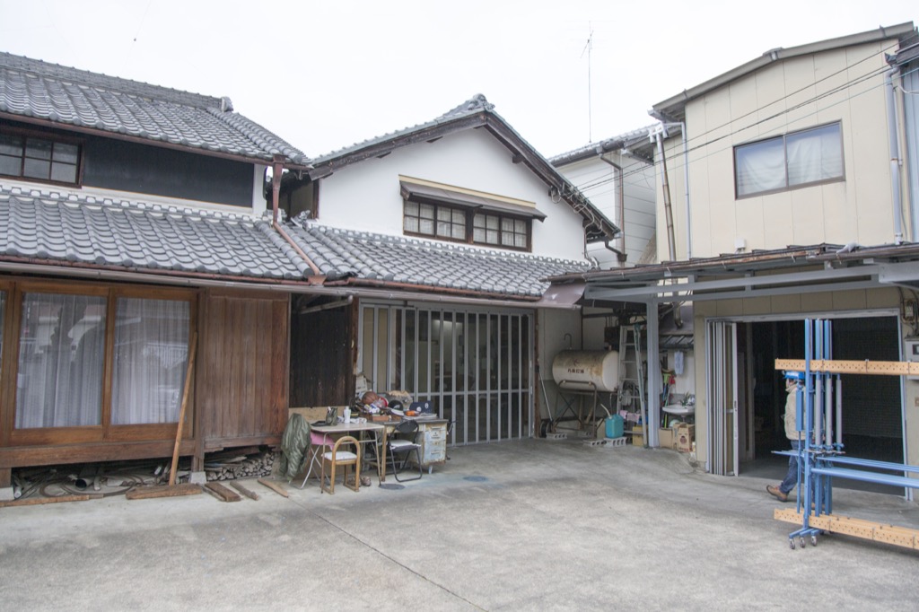 植田製麺佇まい