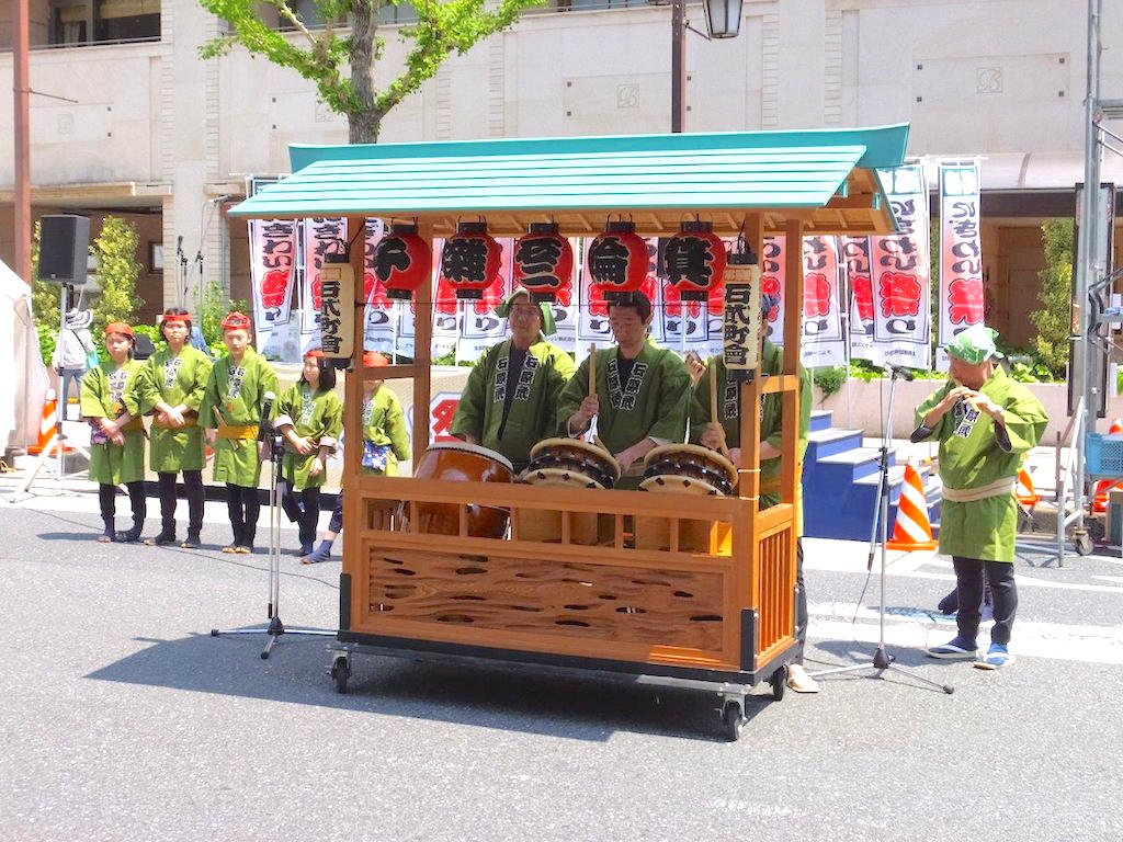 にぎわい祭メイン会場ステージ　両国お囃子会