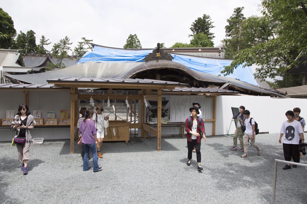 阿蘇神社倒壊