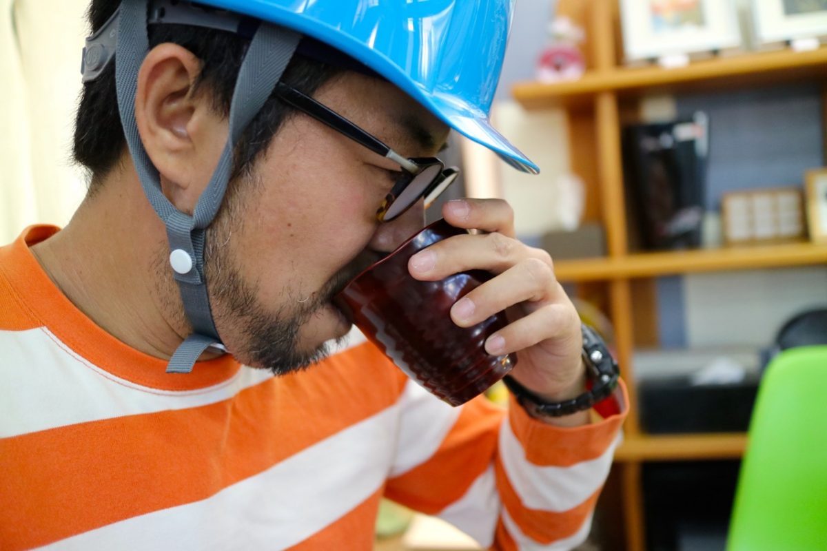 漆器でコーヒー