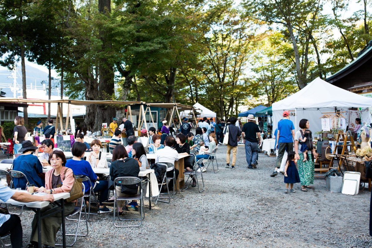 ハタフェス_小室浅間神社のお祭りの様子