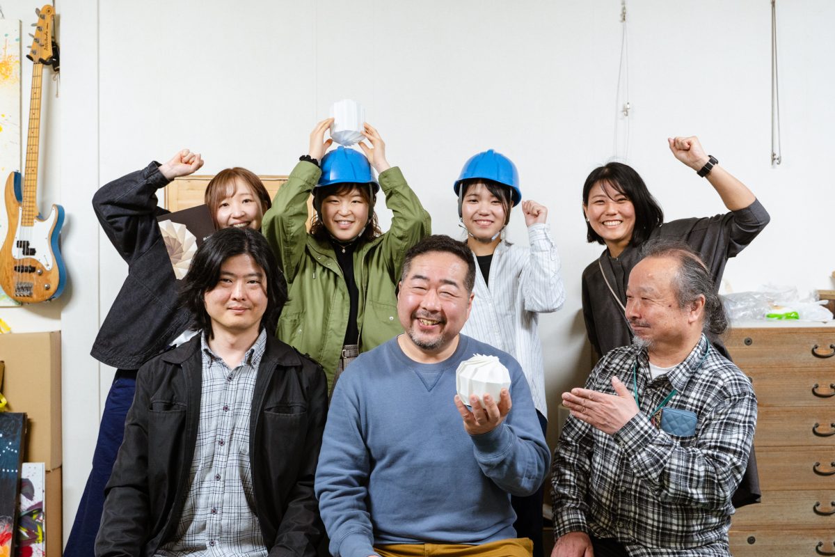 京表具が生んだ新たなランプシェード。
