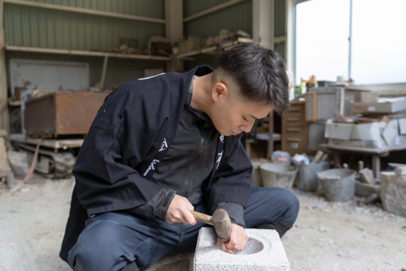 海外ワークショップから地元・亀岡のツアーまで！「齋田石材店」が親子